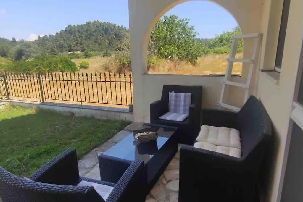 Ομορφη Εξοχικη Κατοικια Apartment Fourka